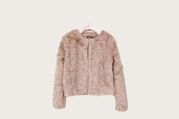 南阳市宛城回收品牌衣服