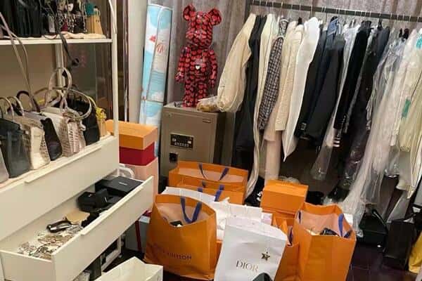 南阳市宛城回收一线品牌衣服